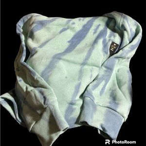 Art Class size M (7/8) tie dye hoodie with raw hem NWT